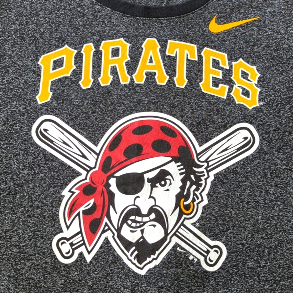 Nike Women's Pirate Tshirt, Size M, Worn Once - Picture 4 of 4